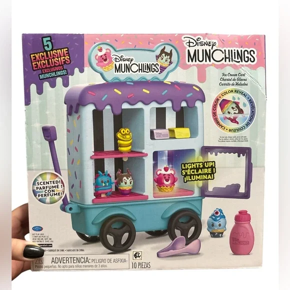 Disney Munchlings Ice Cream Cart Playset - Purple and Teal - Picture 3 of 3